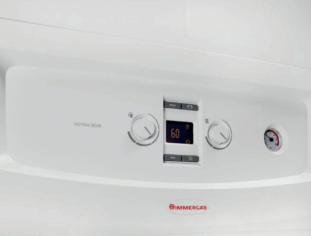 Centrala termica in condensatie cu boiler incorporat Immergas Victrix Zeus - display panou comanda