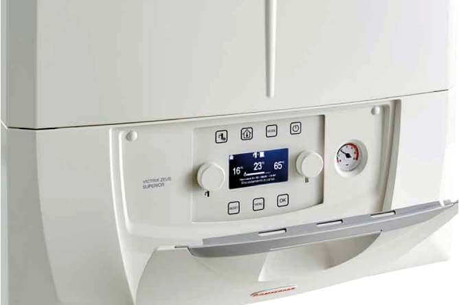 centrala termica in condensatie cu boiler incorporat 60 litri Immergas Victrix Zeus Superior 35kW - display panou comanda